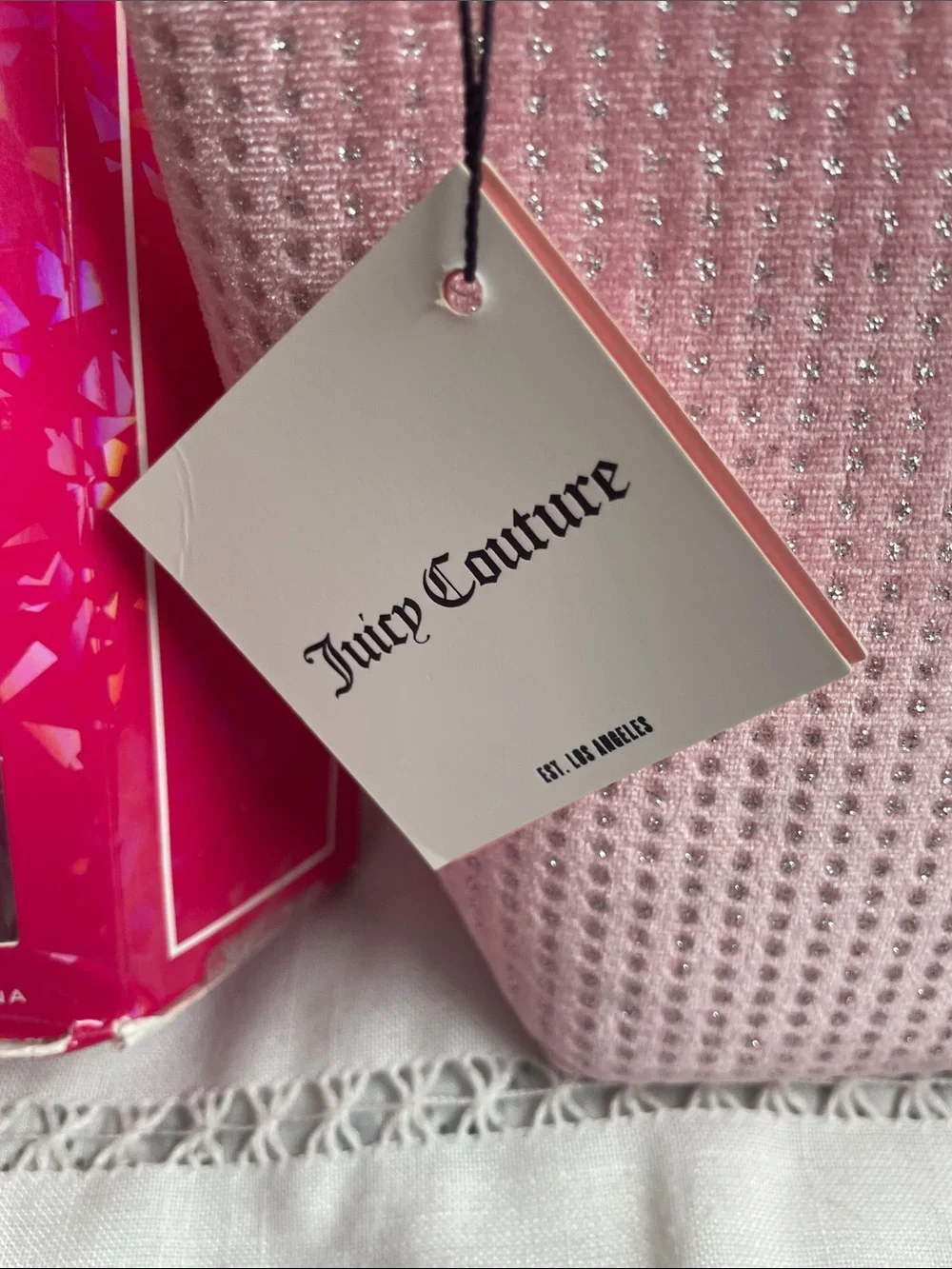 Juicy Couture Pink Cosmetic Bag,Shower Gel, Set 3 Cozy Socks & 2 Bath Bombs NWT